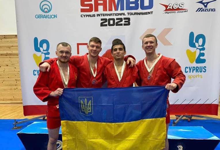 Харківські спортсмени посіли перші місця на етапі Кубку світу з боротьби самбо серед юнаків та дорослих 